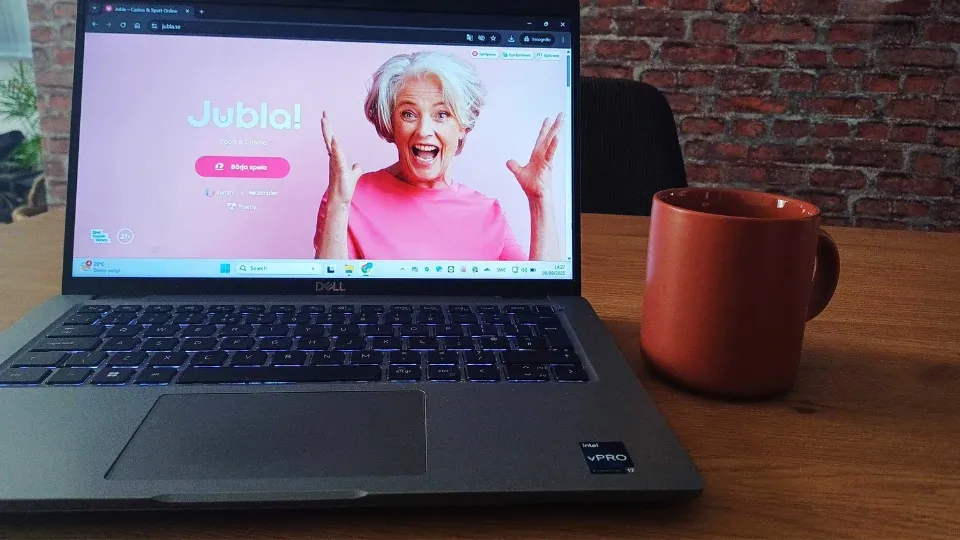 Jubla Casino startsida på dator