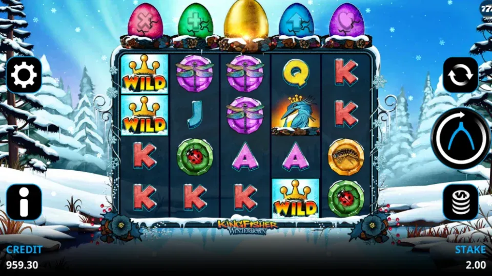 Kingfisher Winterborn spelplan med en vinterskog,Wilds, Kungsfågel-symboler och ägg.